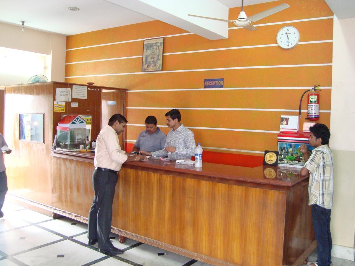 Hotel Ridhi N Sidhi Bettiah Ngoại thất bức ảnh